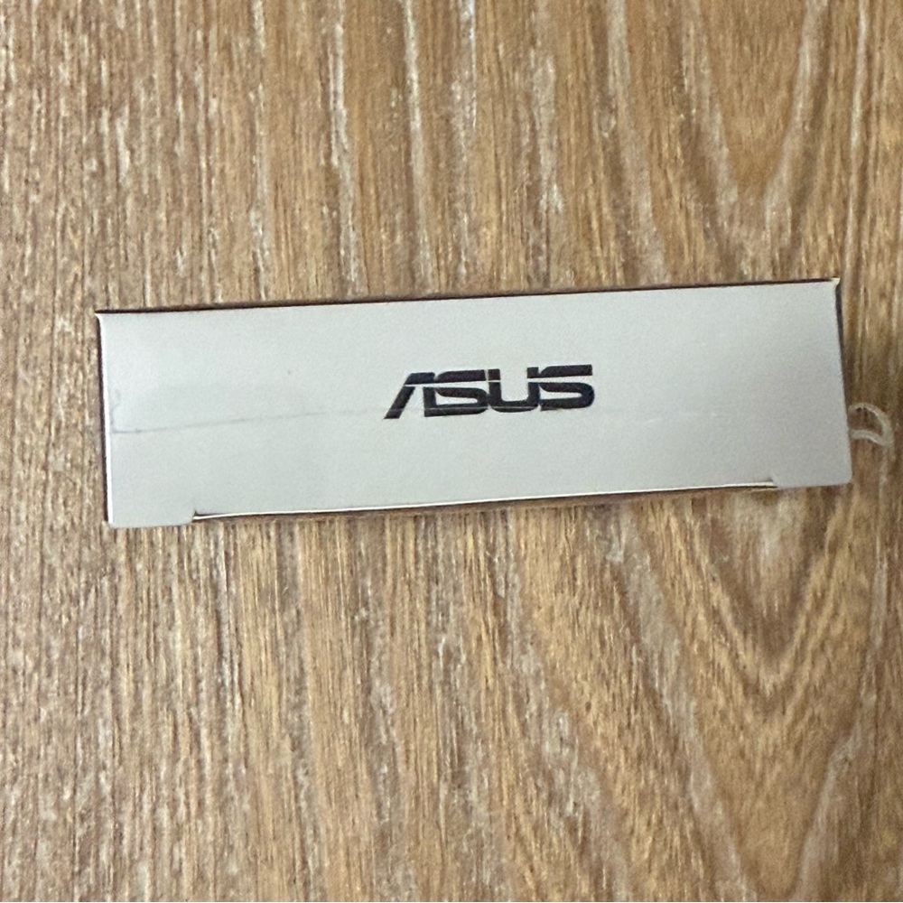 NEW ASUS USB-BT500 Bluetooth 5.0 USB Adapter Unopened Package - Picture 5 of 7